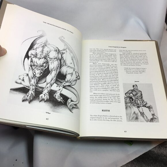 The Dragonlover's Guide To Pern by Jody Lynn Nye & Anne McCaffrey HC/DJ 1989 1st - Picture 16 of 16